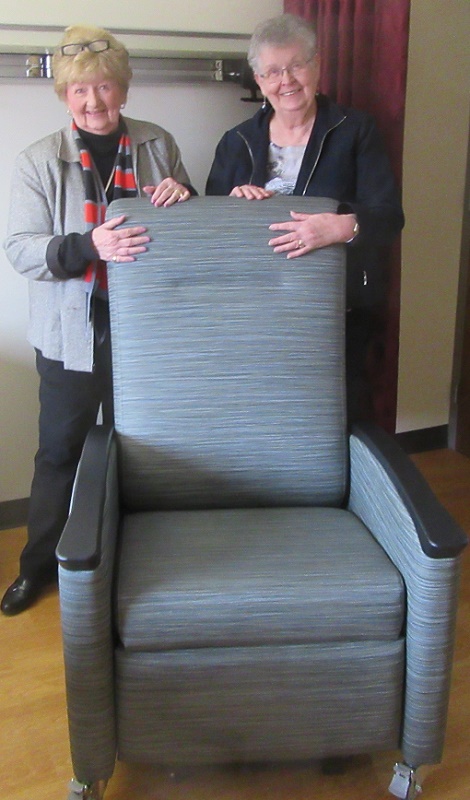 AuxiliaryChair