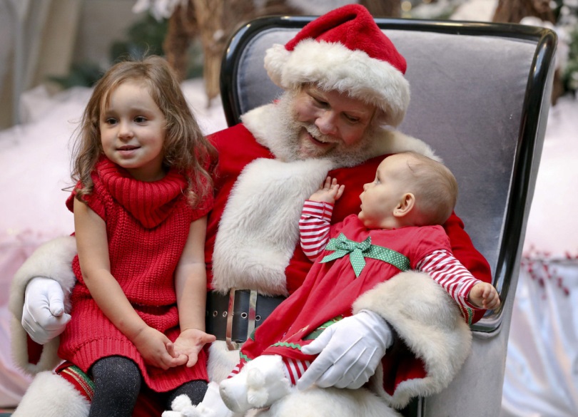 Santa Comes to Morrison Community Hospital December 15
