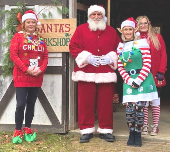 Hundreds Attend Heritage Canyon Christmas Walk